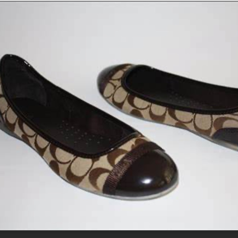COACH CECILE BROWN SIGNATURE CAP TOE FLATS SIZE 9